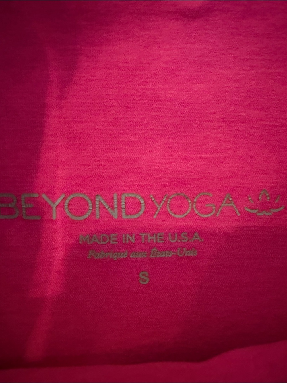 Beyond Yoga At Your Leisure Bike Shorts, Size S, Electric Pink - Picture 6 of 6